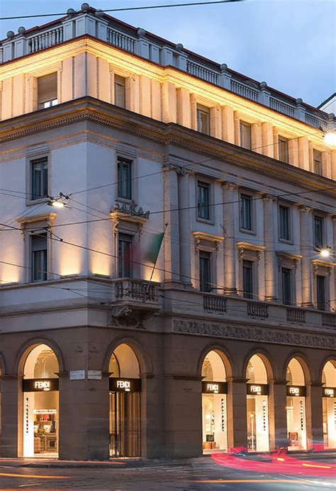 fendi bar duomo|Flagship store Milan .